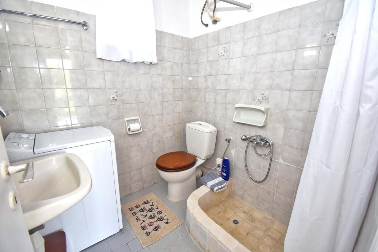 Ninas Cottage Línia Dış mekan fotoğraf